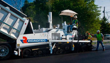 Καλή τιμή. Λαστιχένιες διαδρομές ασφάλτου Roadtec για το φορτωτή ολισθήσεων, λαστιχένιες διαδρομές του  αντι - γηράσκων σε απευθείας σύνδεση